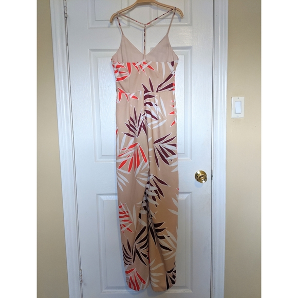 Finders Keepers jumpsuit - Picture 3 of 8